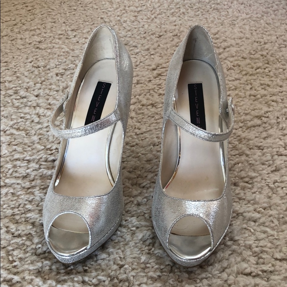 Steve Madden heels